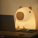Luminária Touch em Silicone Capivara USB Recarregável